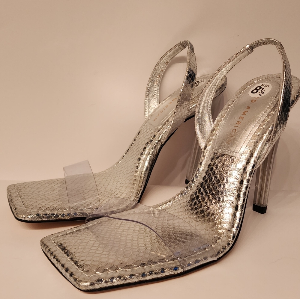 Good American Silver Snake Lucite Sandal, Square Toe sizes 8.5 And 4 - Picture 5 of 10